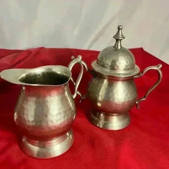 Hammered Coffeepot,  creamer, lidded sugar bowl - Picture 4 of 5